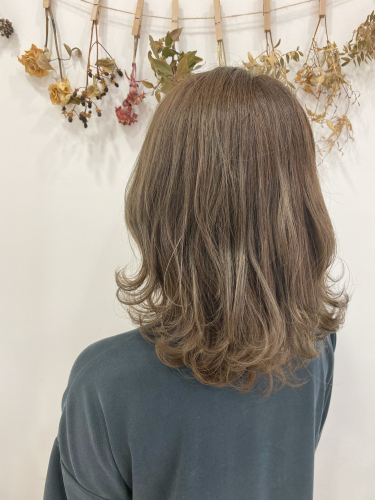 ブリーチなしアッシュベージュ